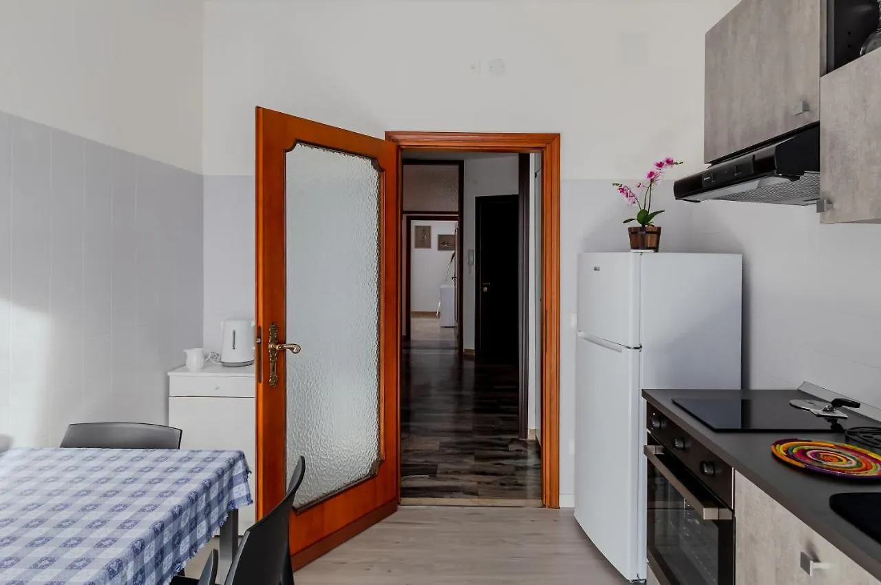 Zagar House-Venice Airport Close-By Apt W Parking Campalto Apartment