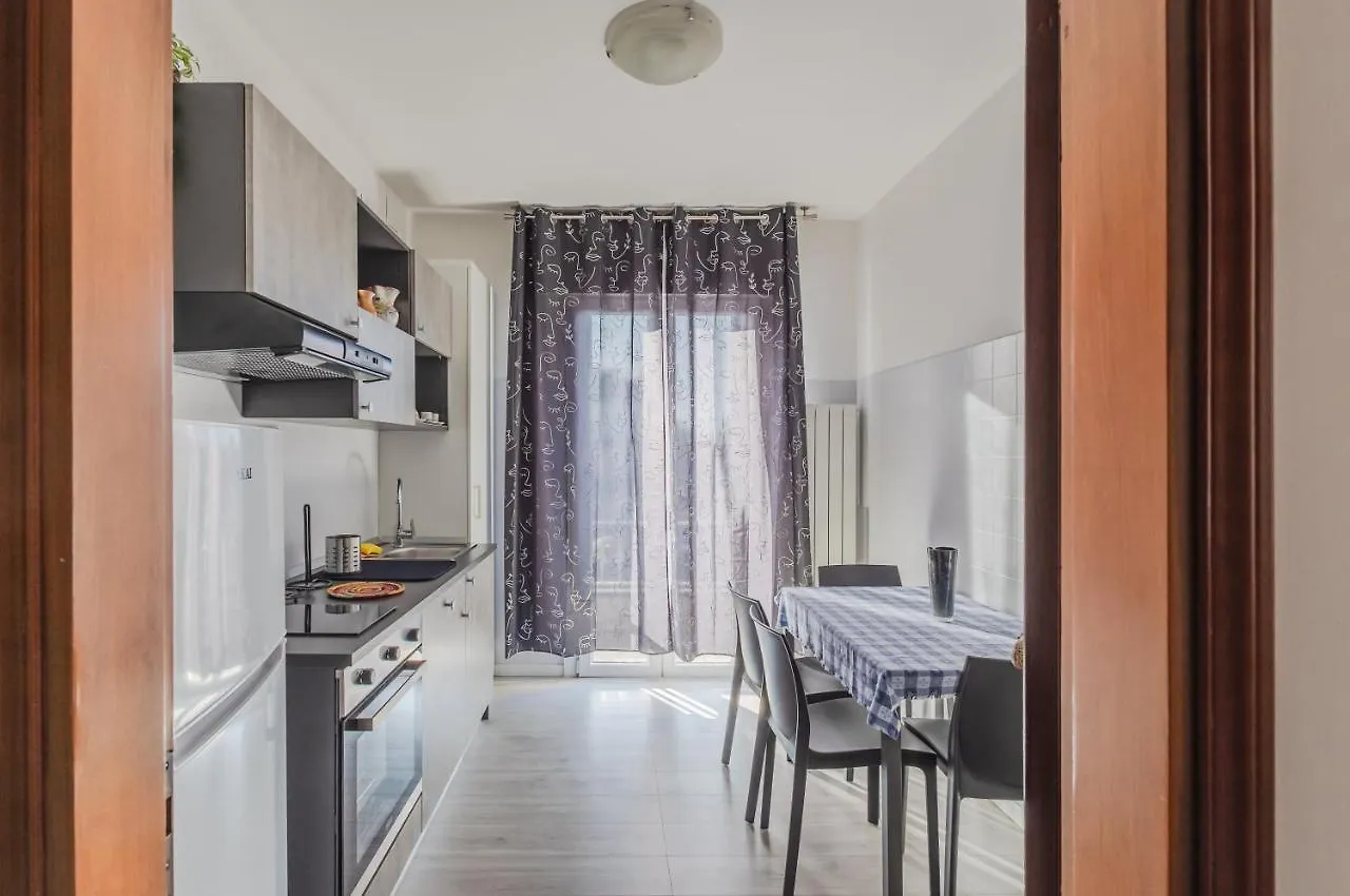 Zagar House-Venice Airport Close-By Apt W Parking Campalto Italy
