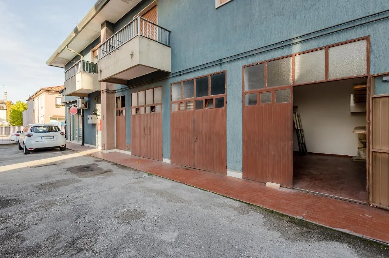 Zagar House-Venice Airport Close-By Apt W Parking Campalto